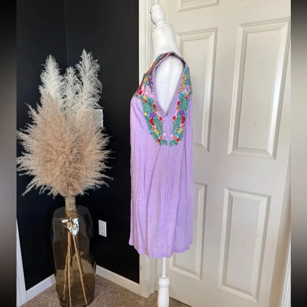 J. MARIE Embroidered Lilac Nicole Mini Dress
Size Small - Picture 7 of 12